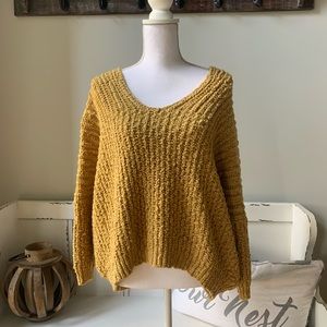 Women’s Wishlist yellow/orange popcorn sweater